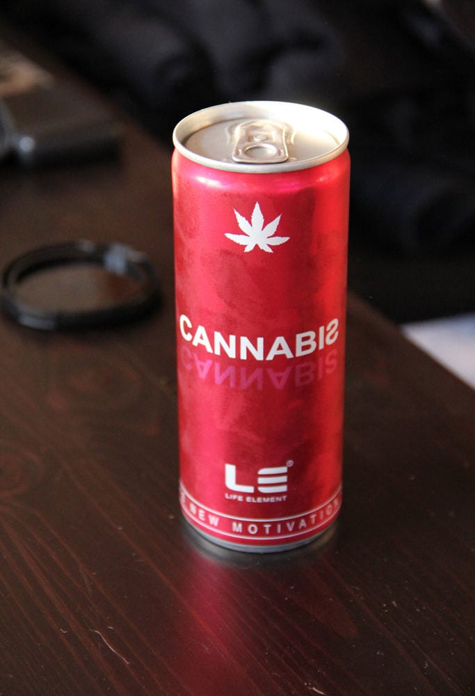 Experiment des Tages: Kiffer-Drink ohne Joint
